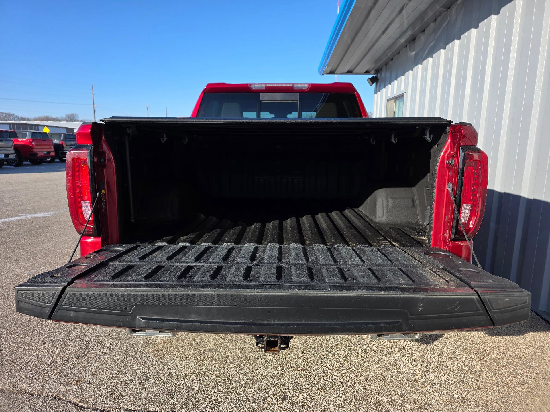 Used 2023 GMC Sierra 1500 SLT w/ SLT Premium Plus Package image 9