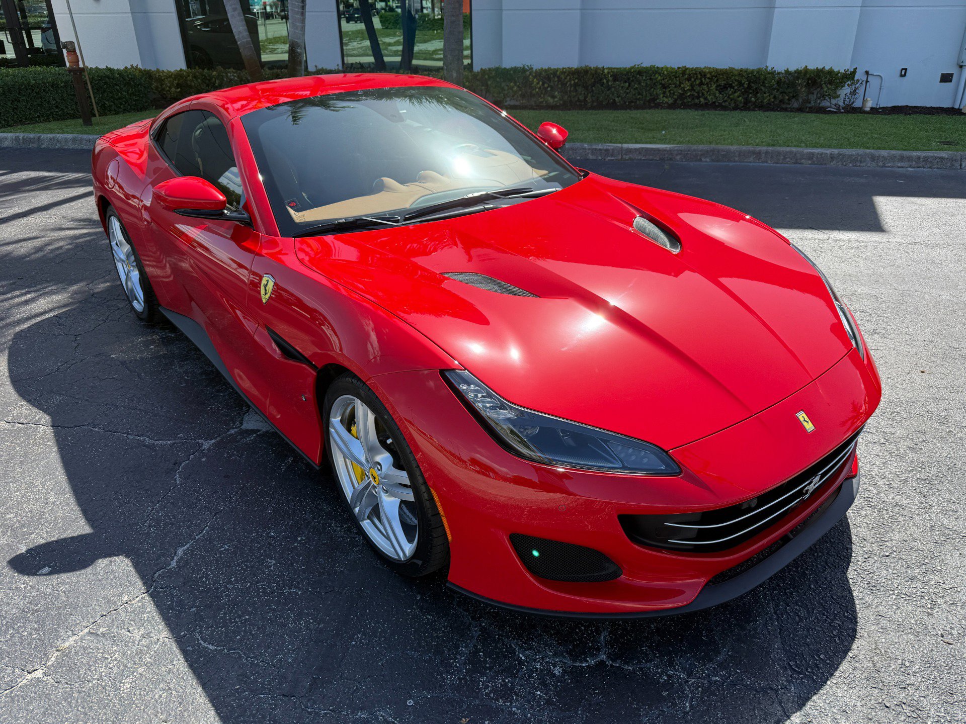 Used 2019 Ferrari Portofino RWD image 22
