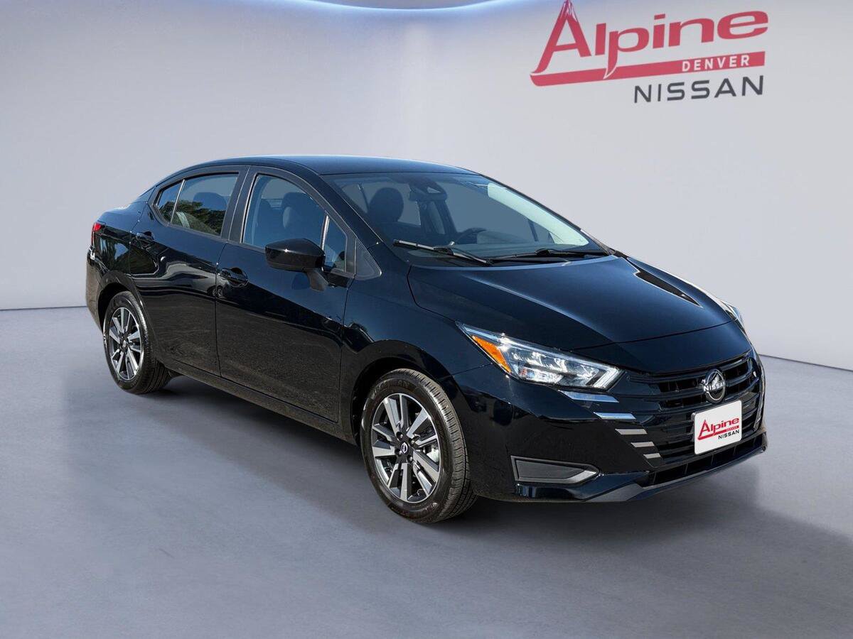 Used 2025 Nissan Versa SV FWD image 7