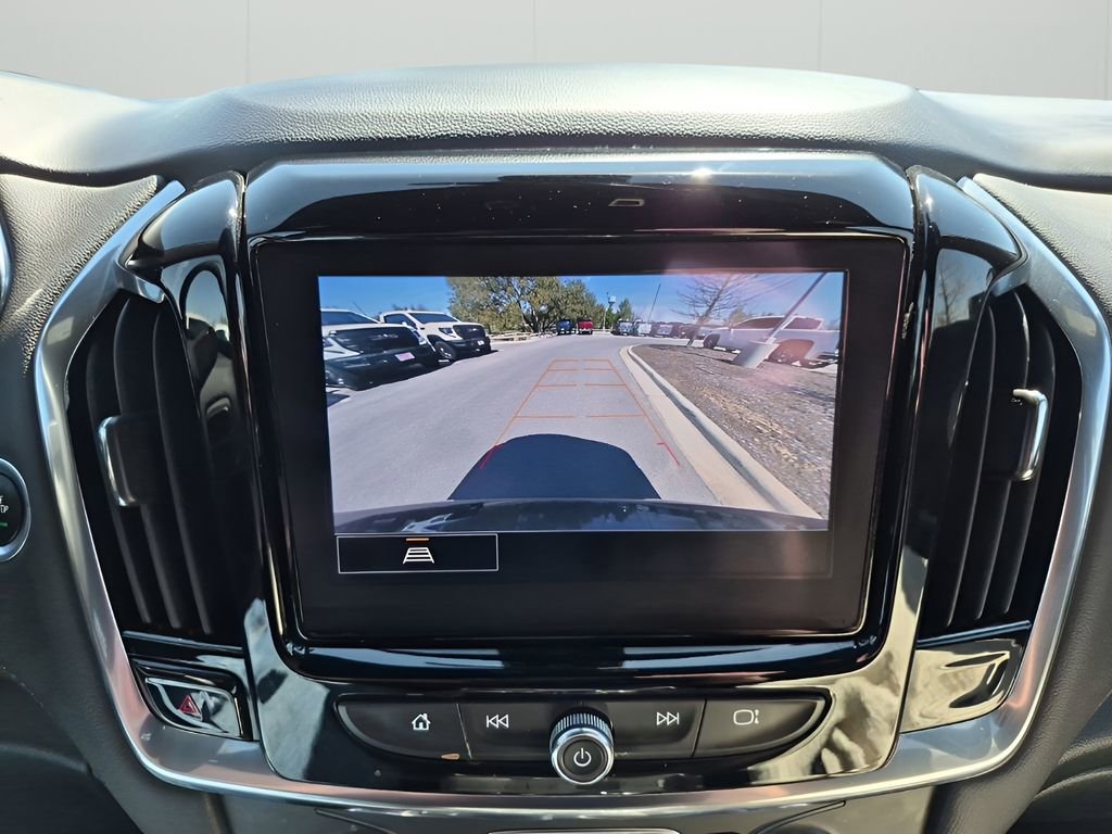 Used 2023 Chevrolet Traverse LT AWD/4WD image 44