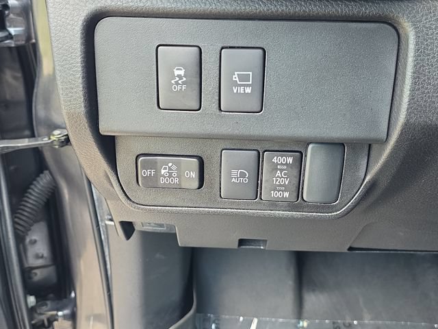 Used 2023 Toyota Tacoma TRD Off-Road w/ TRD Premium Off Road Package AWD/4WD image 21