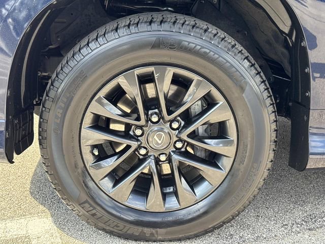 Certified 2023 Lexus GX 460 Premium AWD/4WD image 9