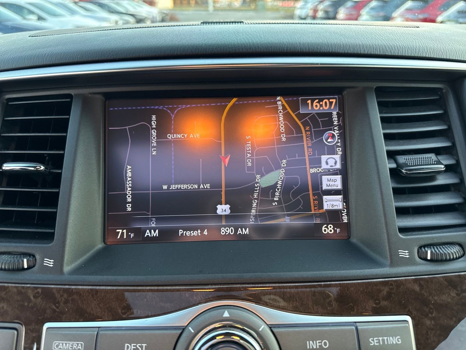 Used 2016 INFINITI QX80 4WD w/ Driver's Assistance Package image 19