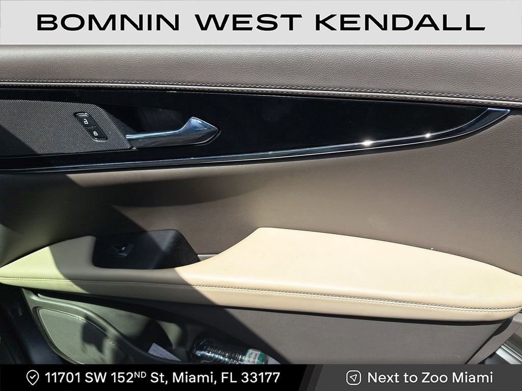 Used 2023 Lincoln Nautilus AWD w/ Premium Package image 12
