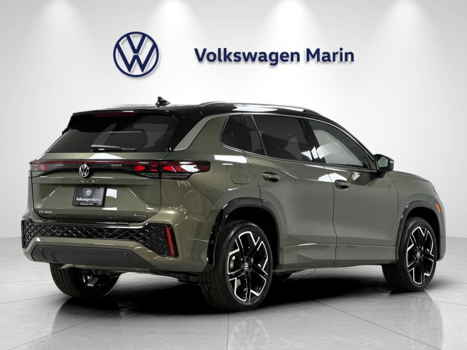 New 2026 Volkswagen Tiguan SEL R-Line AWD/4WD image 5