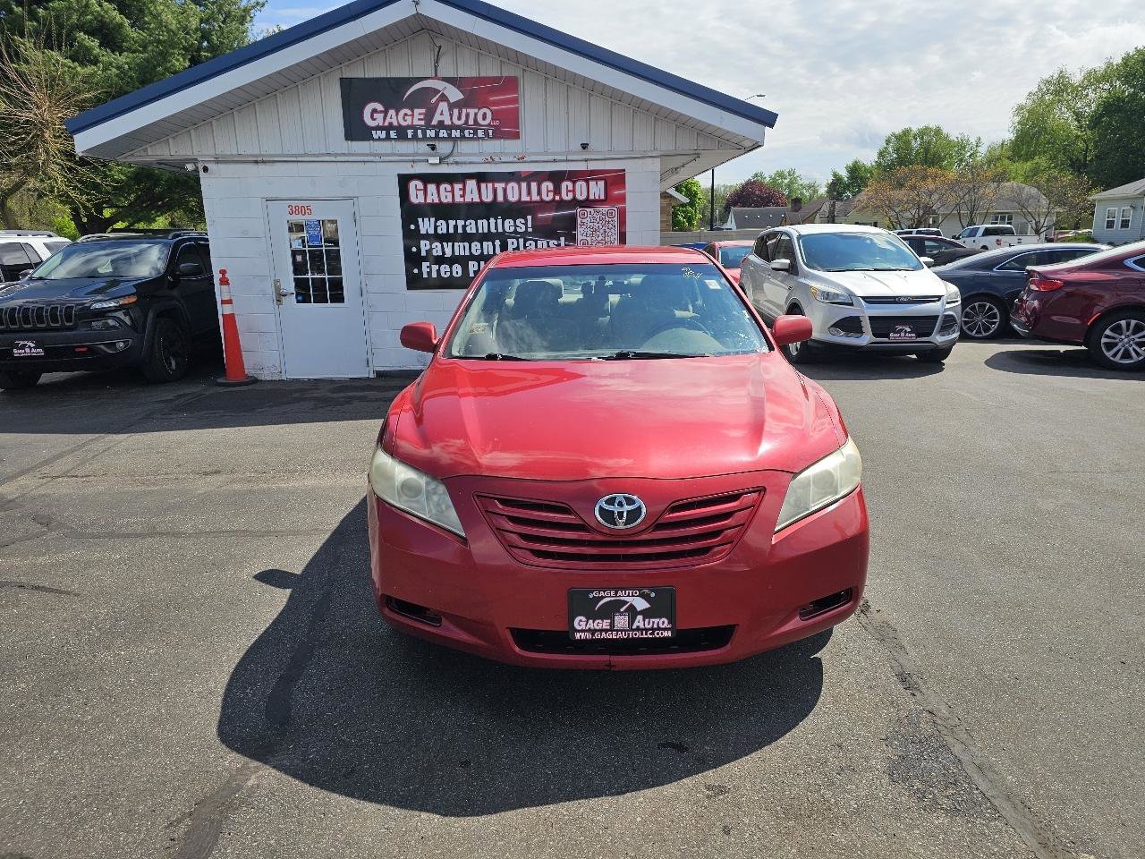 Used 2009 Toyota Camry SE FWD image 2