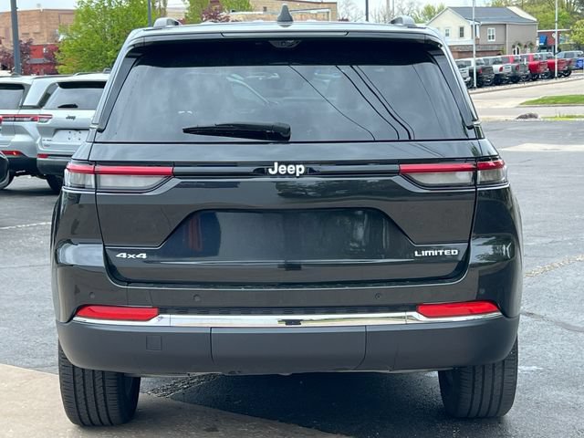 Used 2024 Jeep Grand Cherokee Limited w/ Luxury Tech Group II AWD/4WD image 52