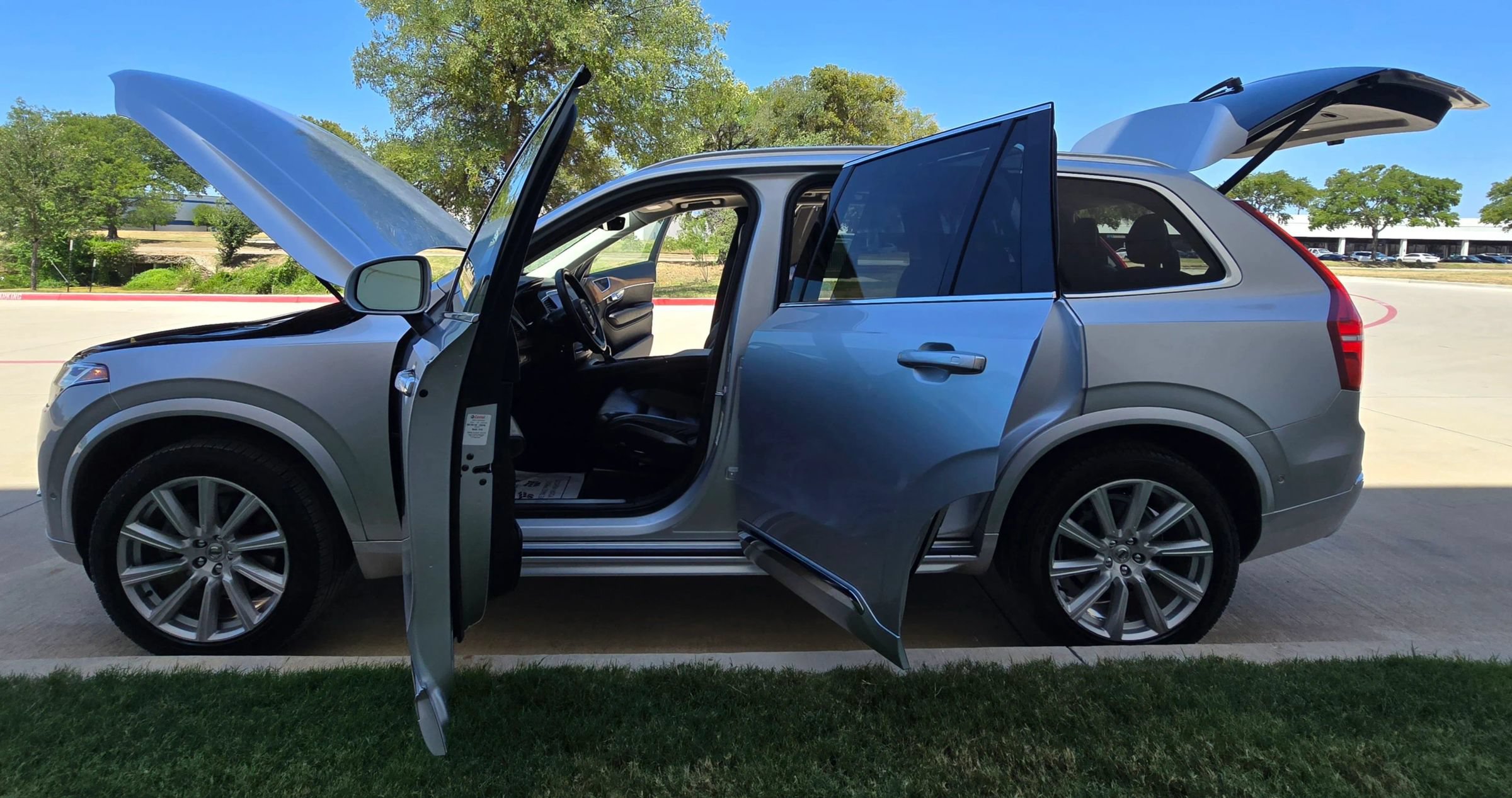 Used 2016 Volvo XC90 T6 Inscription w/ Vision Package AWD/4WD image 16