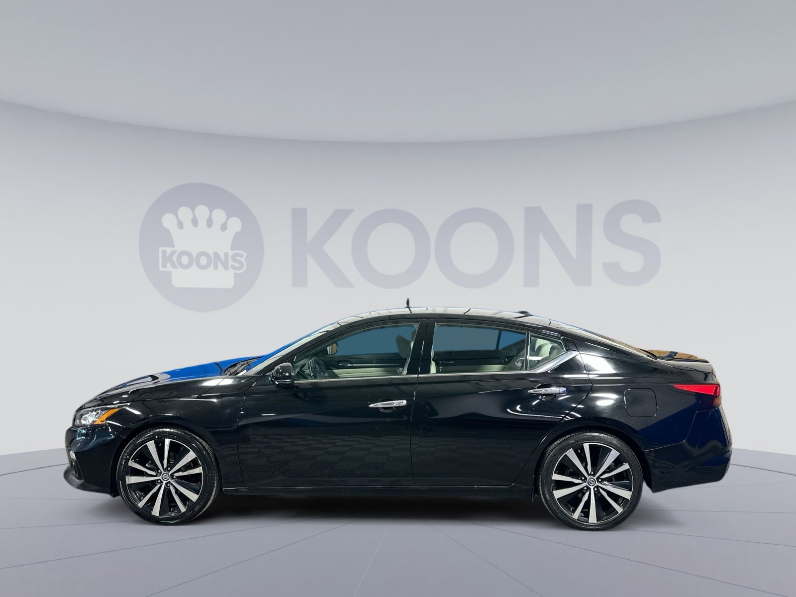 Used 2019 Nissan Altima 2.5 Platinum image 2