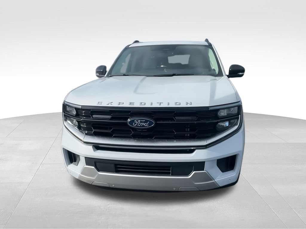 New 2026 Ford Expedition Max Platinum w/ Platinum Ultimate Package AWD/4WD image 4