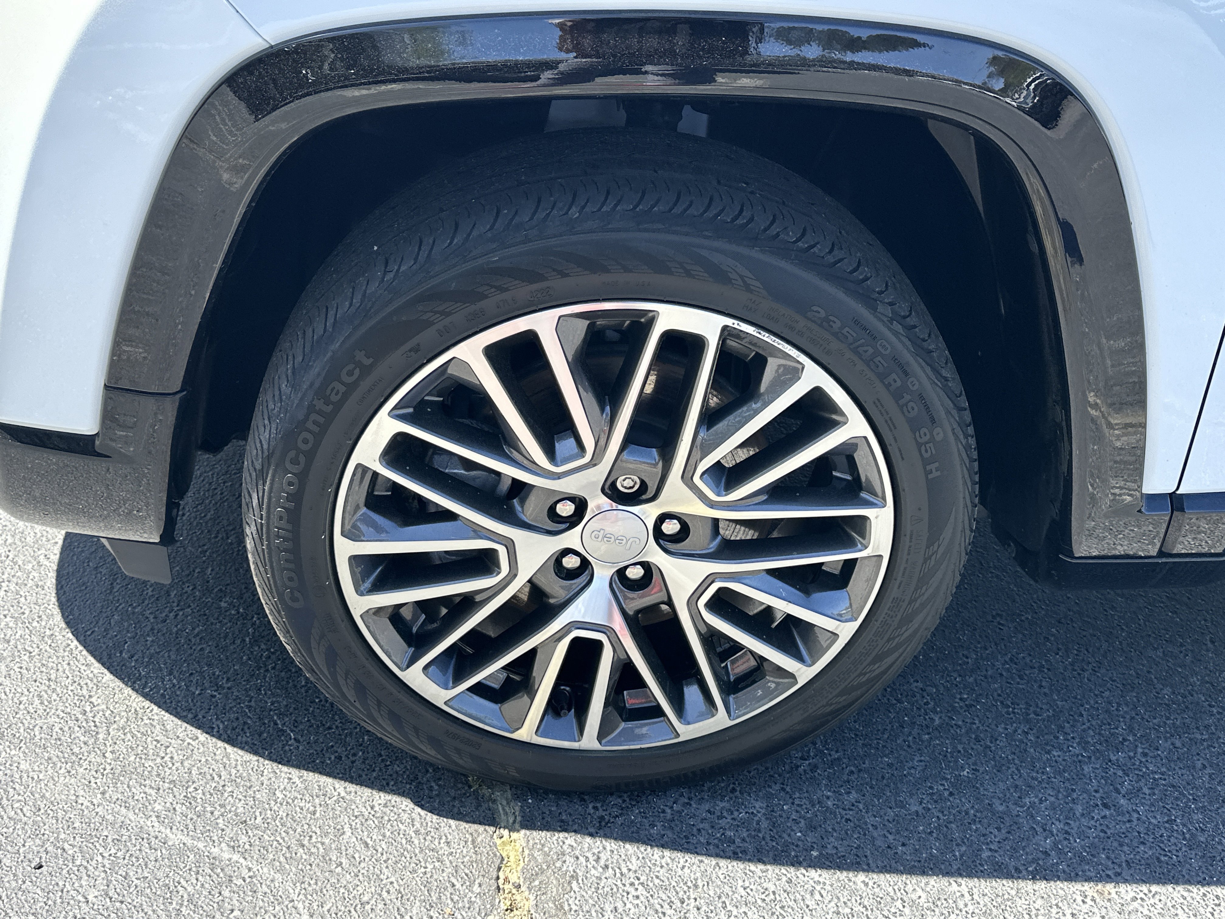 Used 2023 Jeep Compass Limited w/ Elite Group image 13