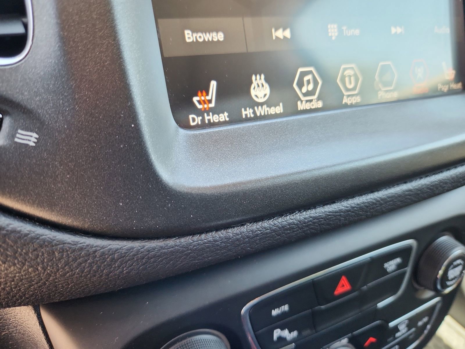 Used 2018 Jeep Compass Trailhawk w/ Safe & Security Group image 23