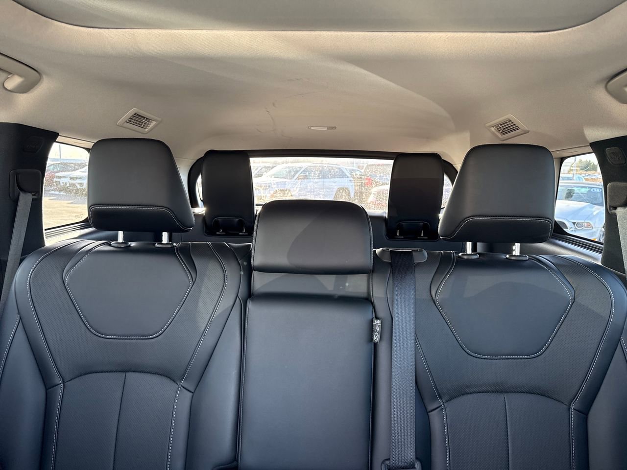 Used 2023 INFINITI QX60 Luxe image 28