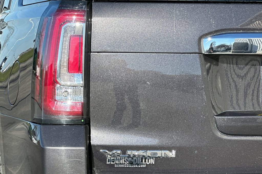 Used 2016 GMC Yukon Denali image 30