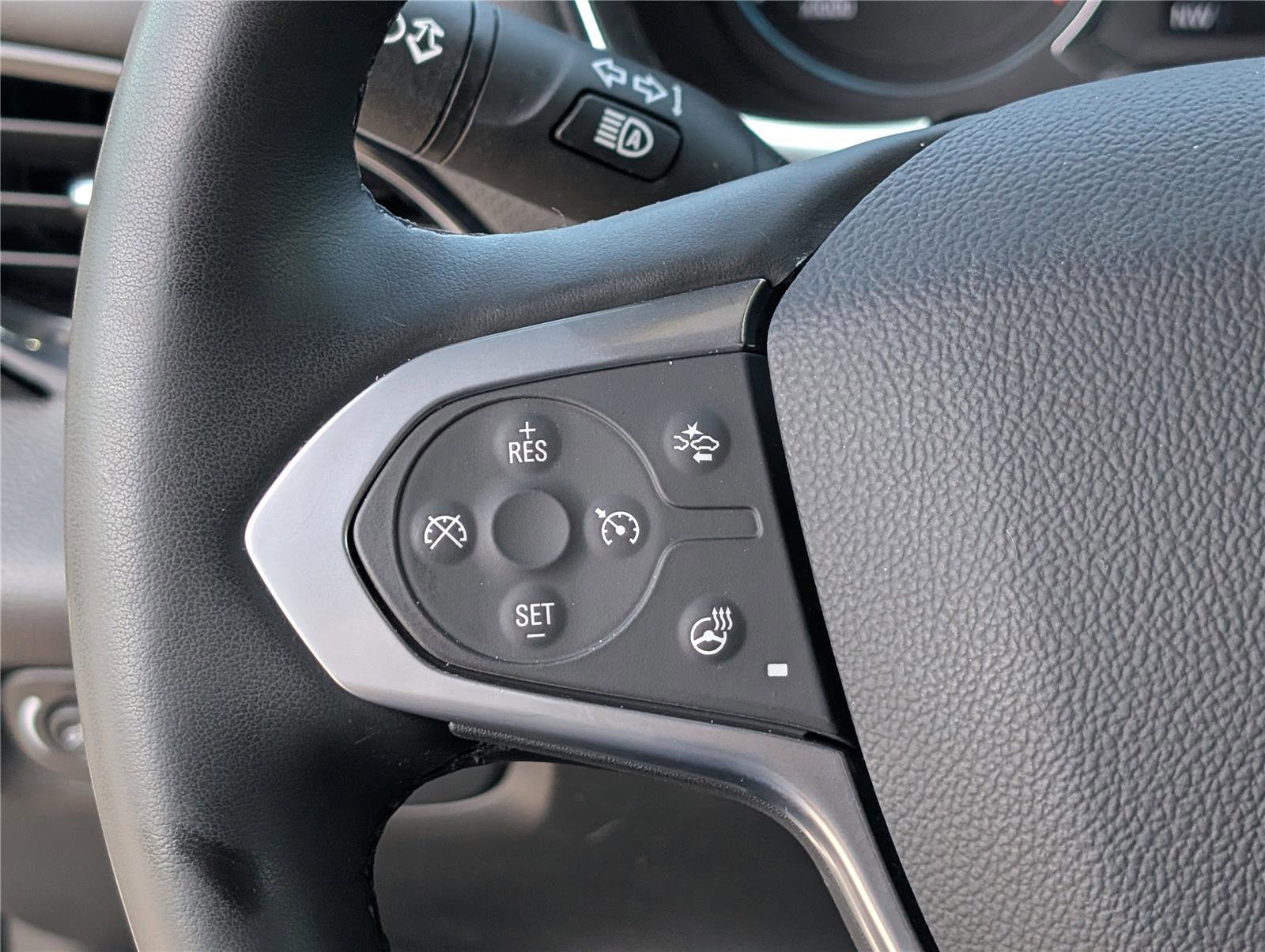 Used 2023 Chevrolet Traverse RS w/ LPO, Cargo Package image 25