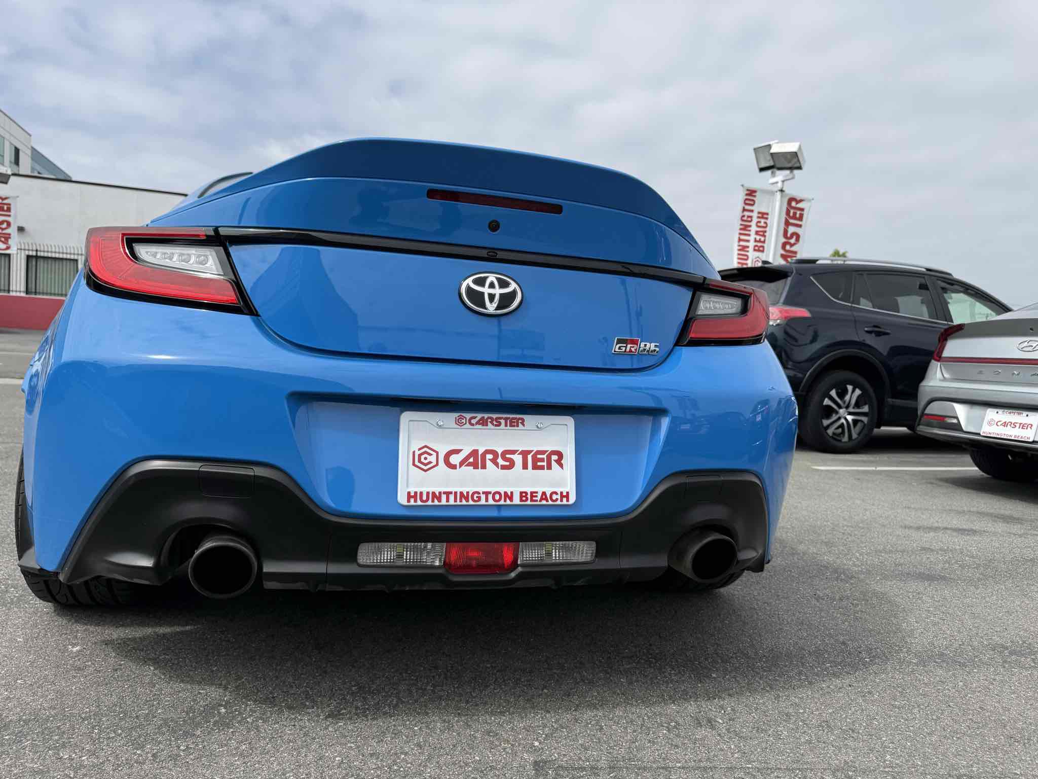 Used 2022 Toyota GR86 Premium RWD image 4