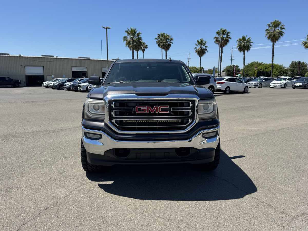 Used 2016 GMC Sierra 1500 SLE w/ SLE Value Package AWD/4WD image 4