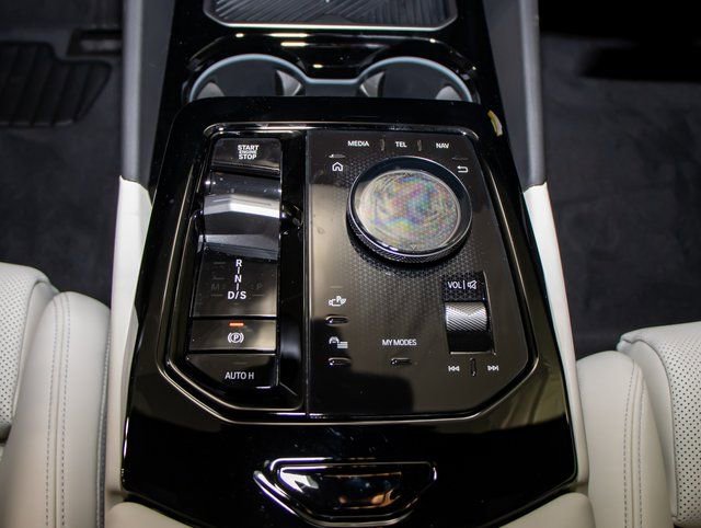 Used 2026 BMW 530i xDrive image 19