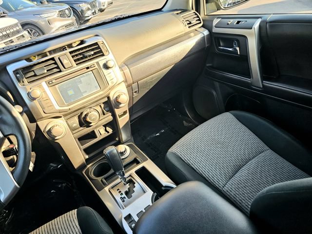Used 2019 Toyota 4Runner SR5 AWD/4WD image 34