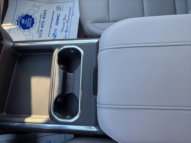 New 2026 GMC Sierra 3500 SLT image 24