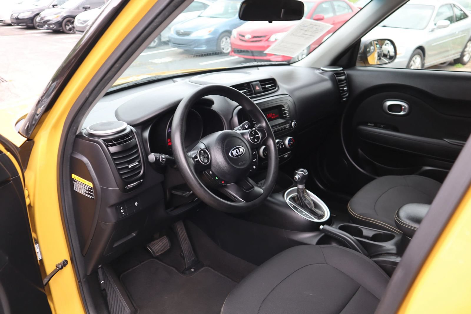 Used 2014 Kia Soul + FWD image 8