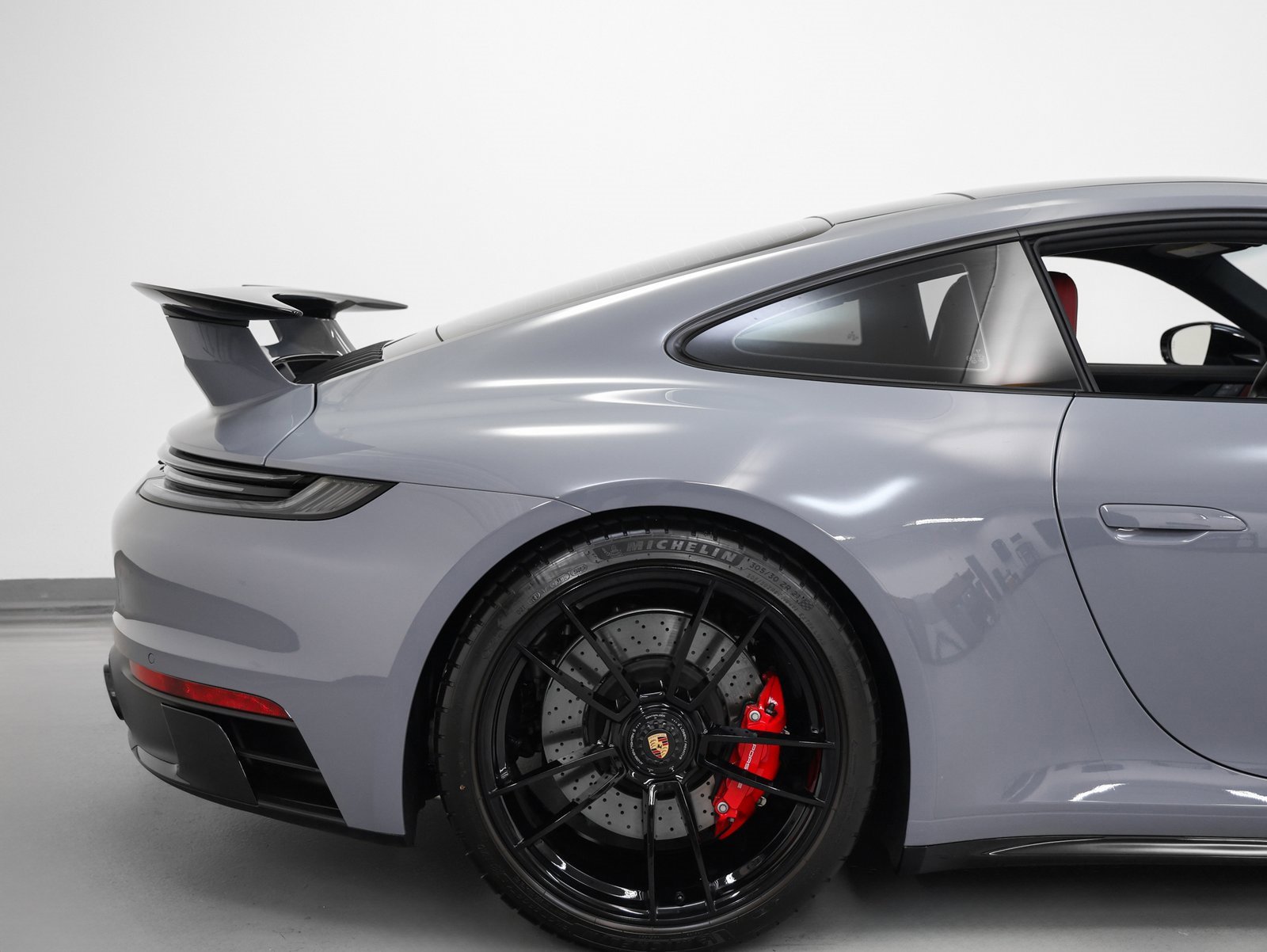 Used 2024 Porsche 911 Carrera GTS image 17