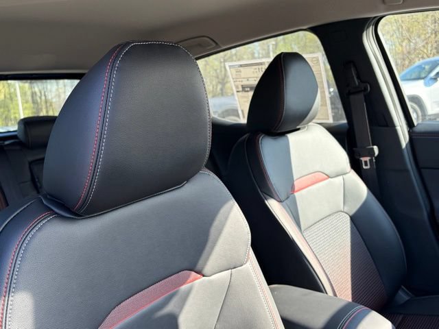New 2026 Nissan Kicks SR FWD image 28