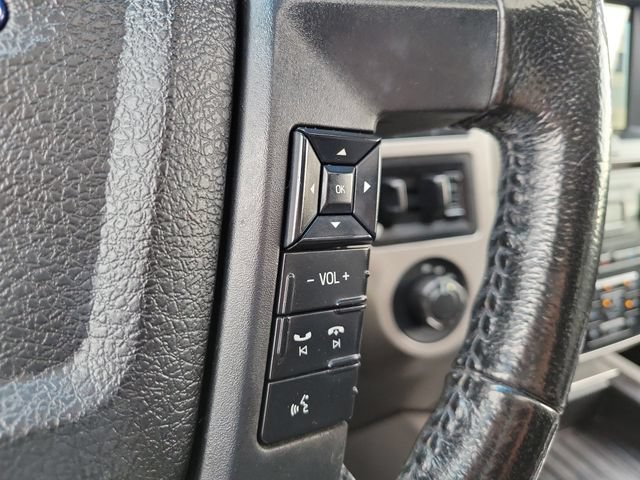 Used 2017 Ford Expedition XLT w/ Equipment Group 201A AWD/4WD image 17