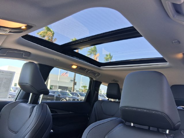 New 2027 INFINITI QX60 Luxe w/ Cargo Package FWD image 19