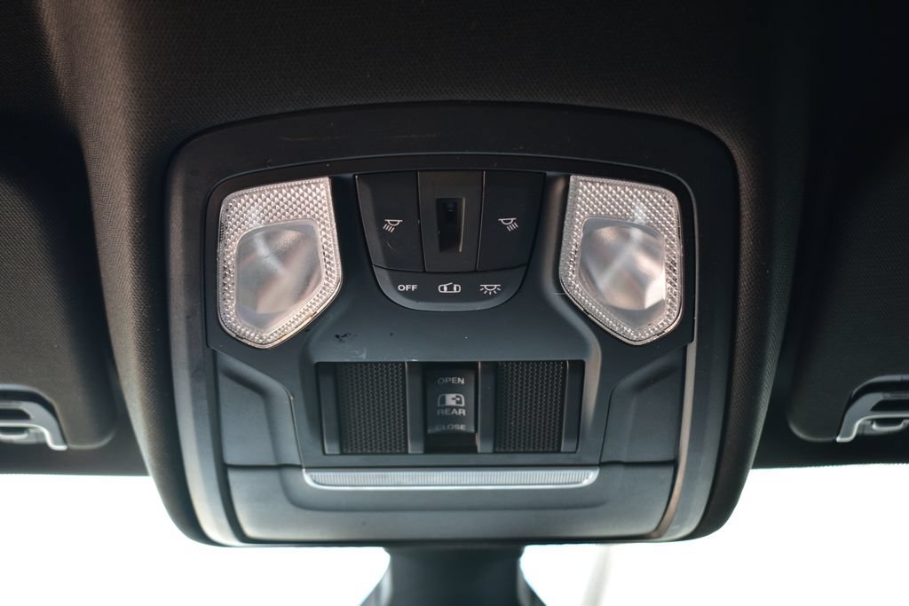 Used 2021 RAM 1500 Big Horn AWD/4WD image 38