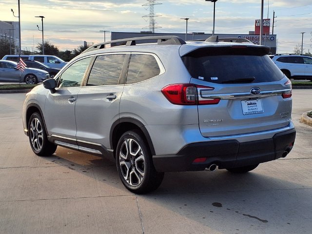 New 2026 Subaru Ascent Limited AWD/4WD image 2