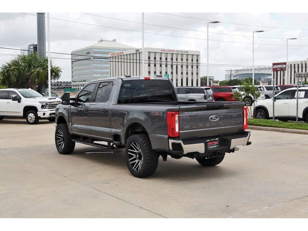 Used 2024 Ford F250 XLT image 4