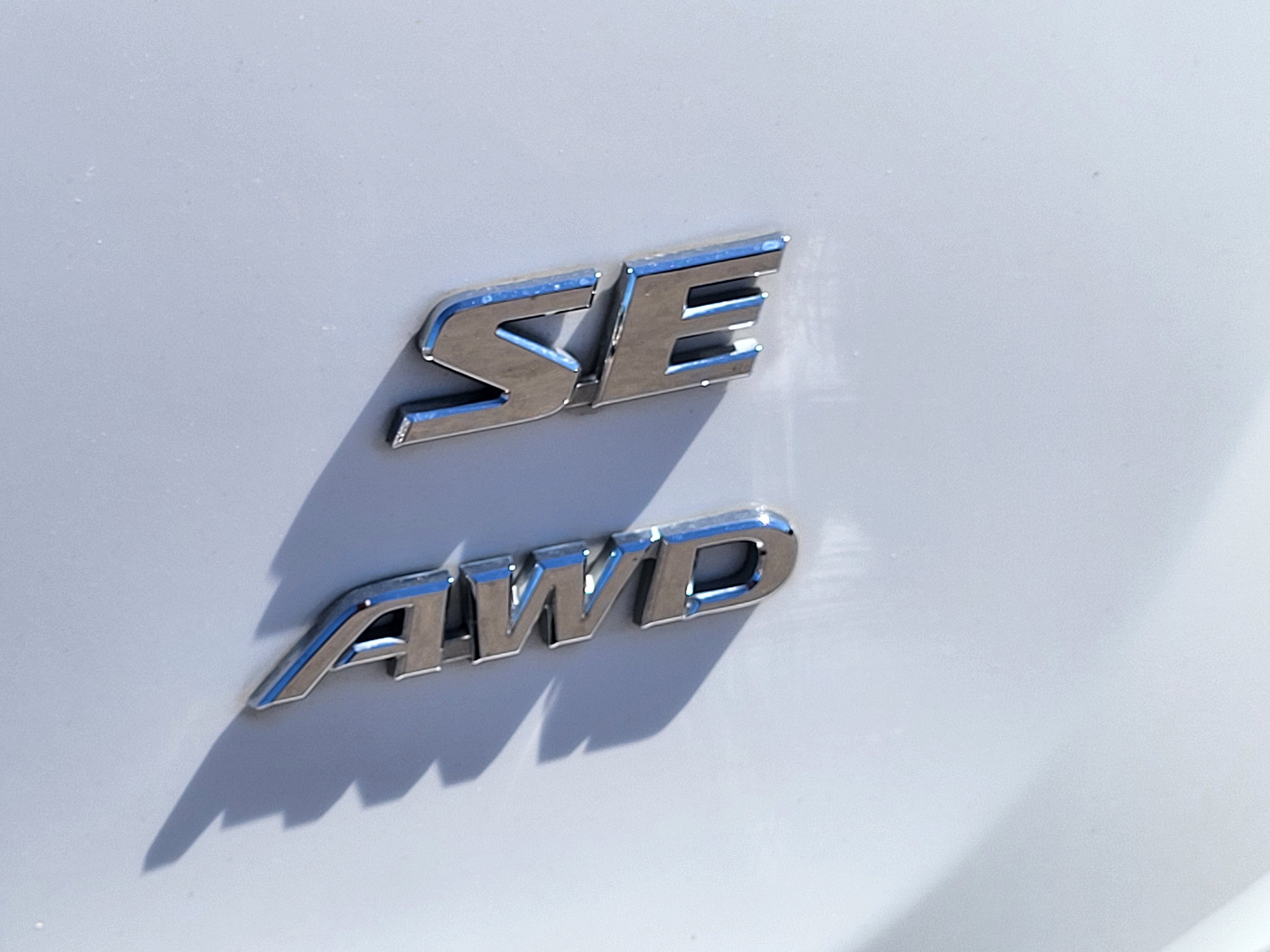 Certified 2016 Toyota RAV4 SE AWD/4WD image 9