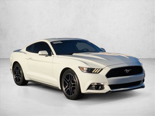 Used 2017 Ford Mustang Coupe image 3