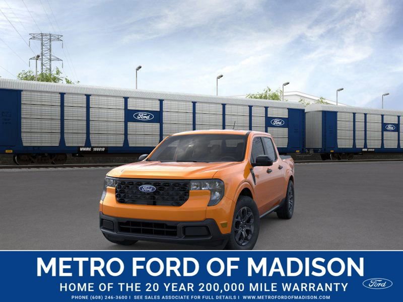 New 2026 Ford Maverick XLT image 3