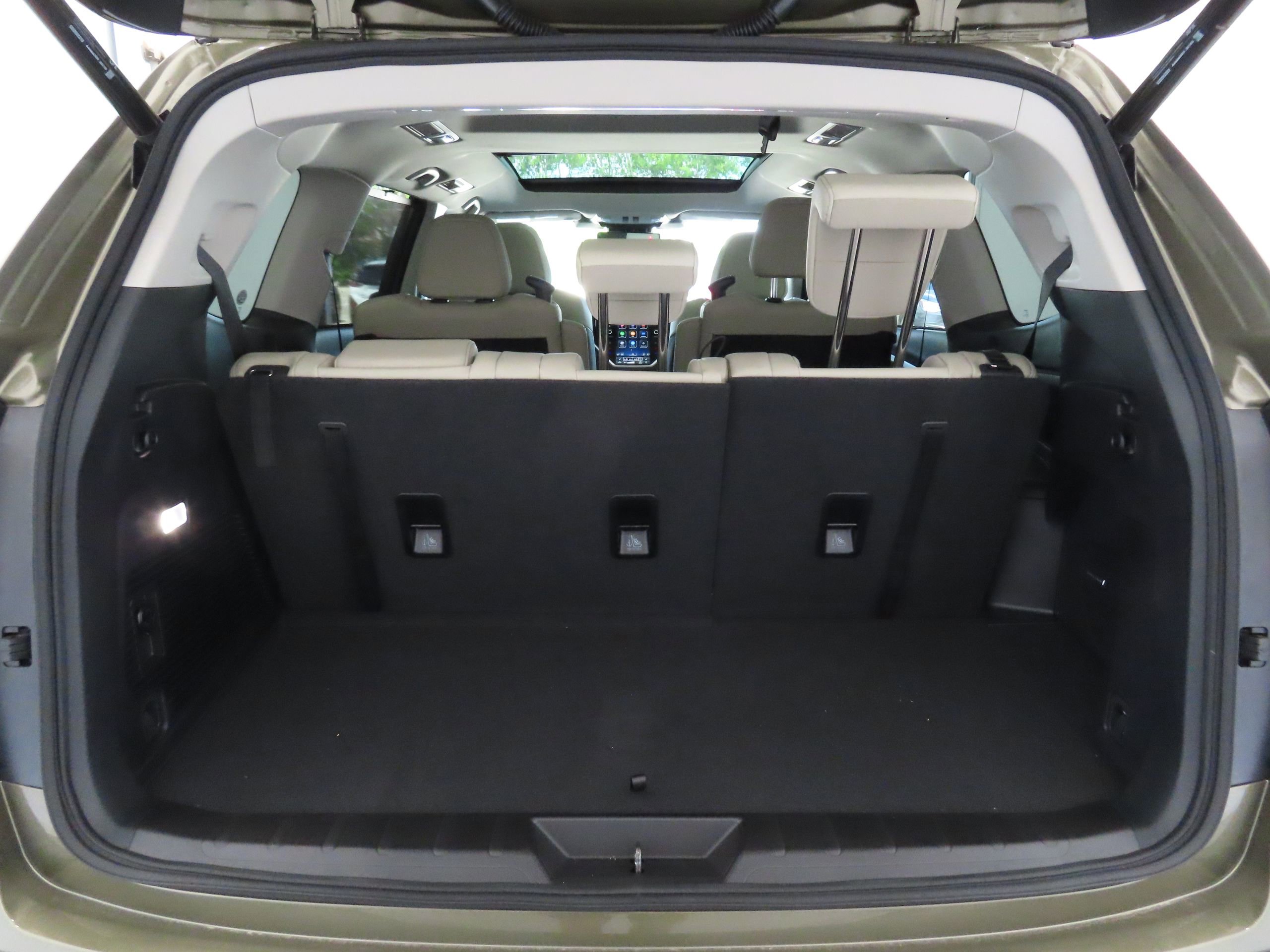 New 2026 Subaru Ascent Limited image 25