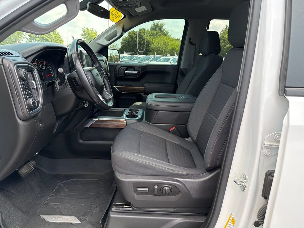 Certified 2021 Chevrolet Silverado 1500 RST w/ Rally Edition AWD/4WD image 11