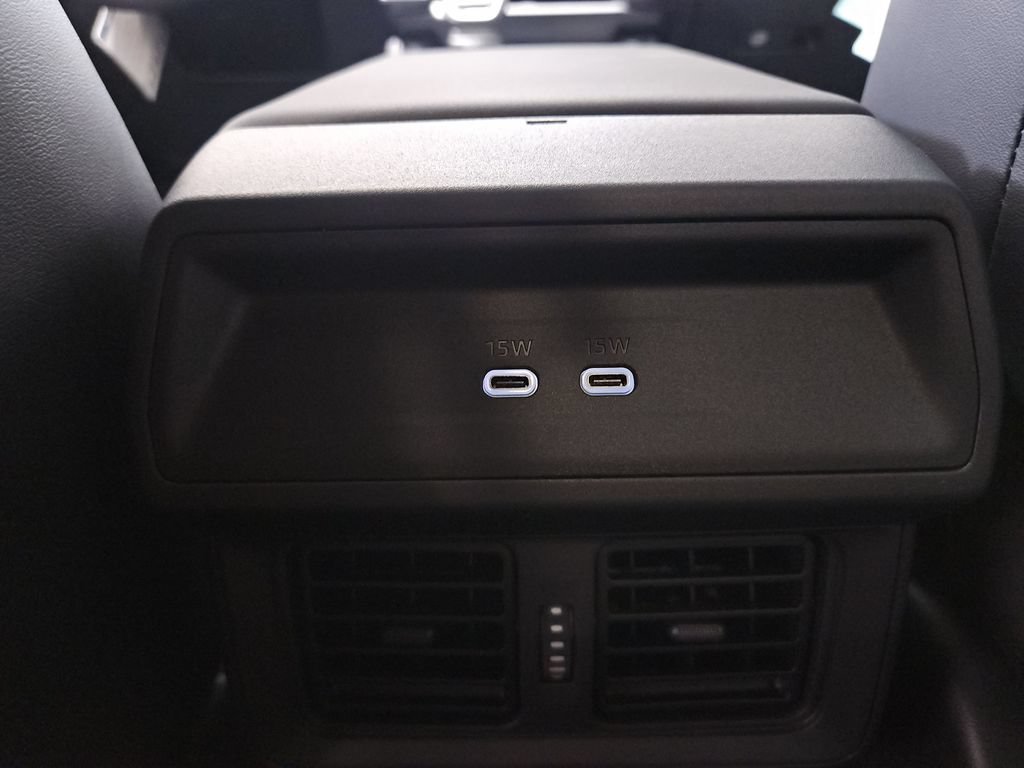 New 2026 Toyota RAV4 XSE AWD/4WD image 33