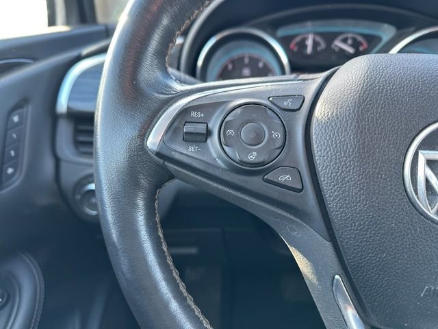 Used 2018 Buick Envision Essence image 24
