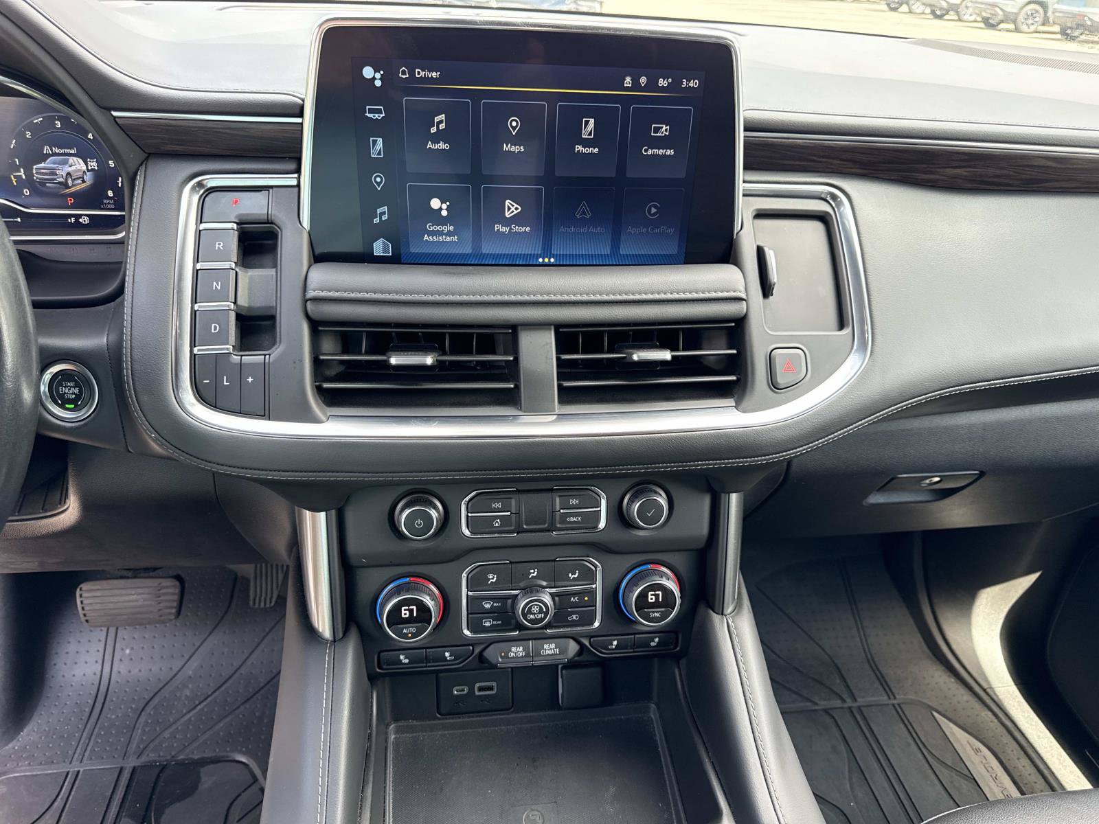 Used 2022 Chevrolet Tahoe Z71 w/ Luxury Package AWD/4WD image 23