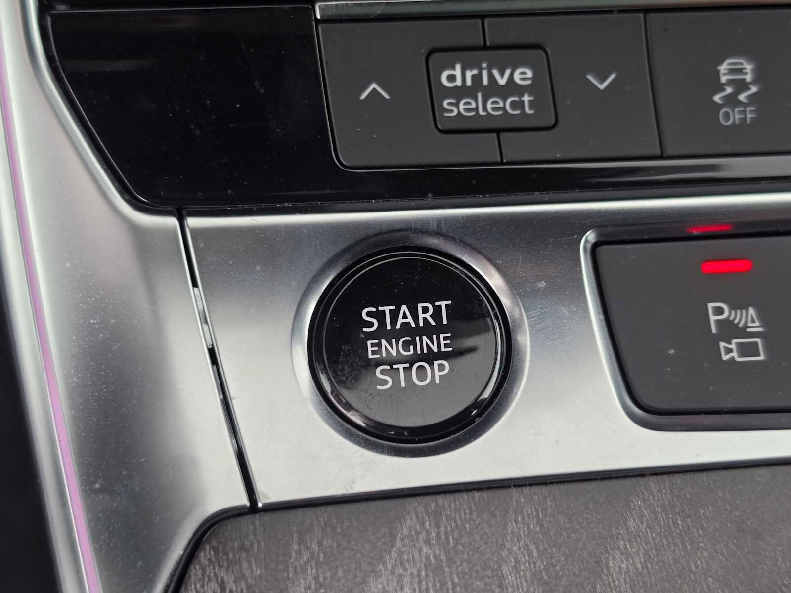 Used 2025 Audi A6 Premium Plus w/ Premium Plus Package AWD/4WD image 32