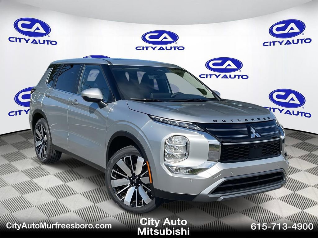 New 2025 Mitsubishi Outlander SE image 1