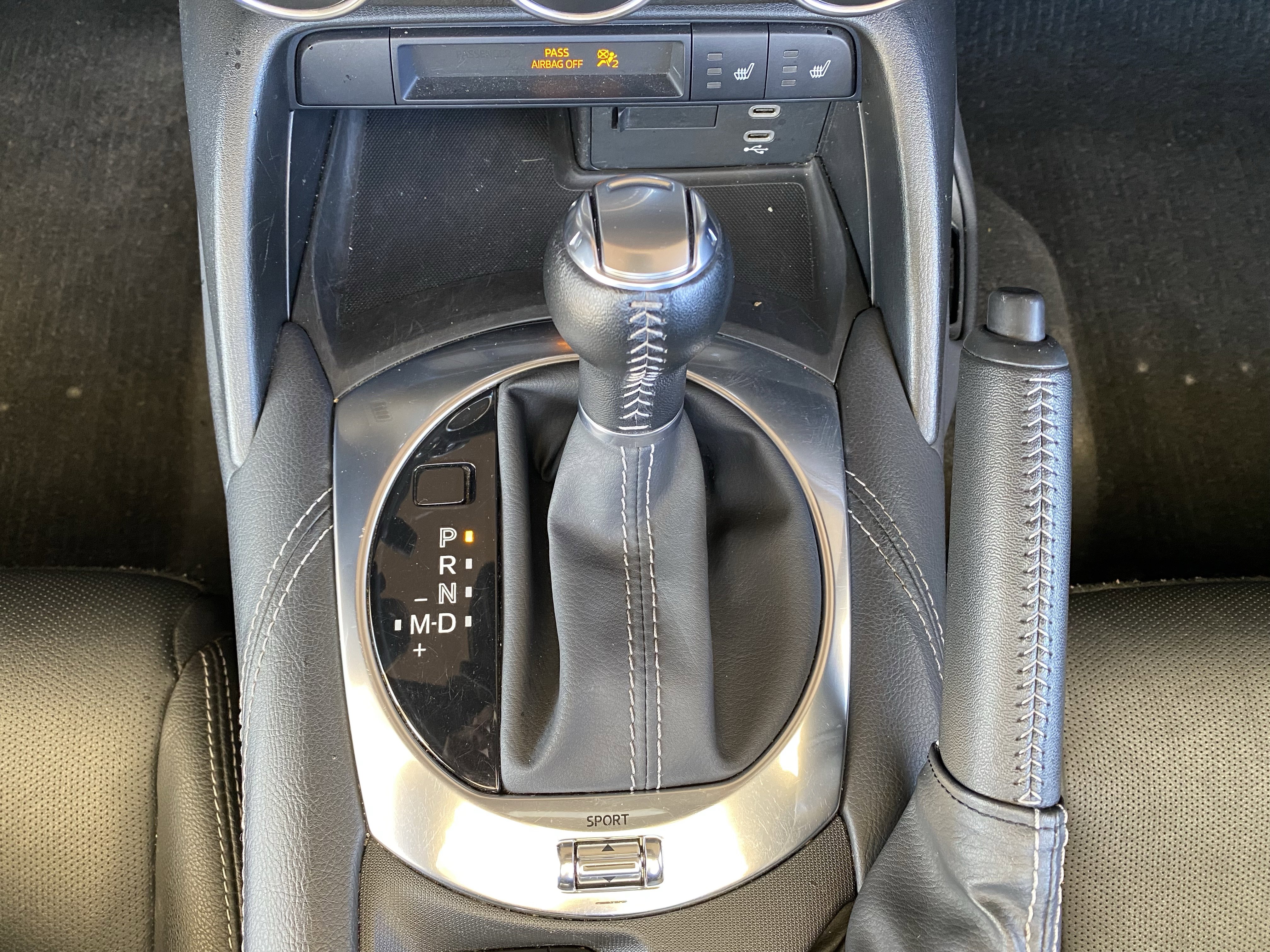 Used 2024 MAZDA MX-5 Miata Grand Touring w/ Weather Package image 8