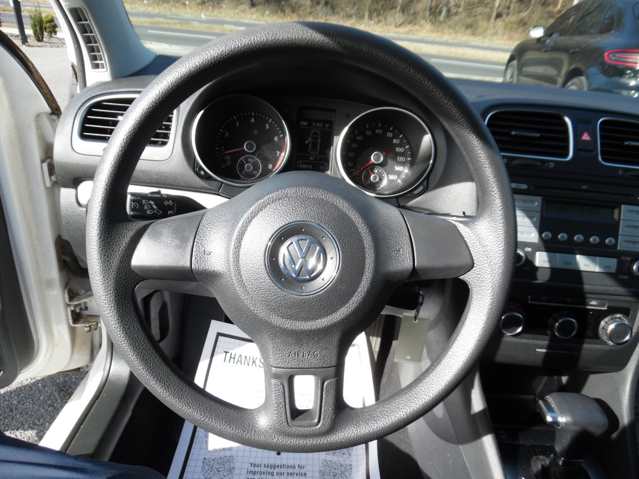 Used 2010 Volkswagen Golf 4-Door image 12