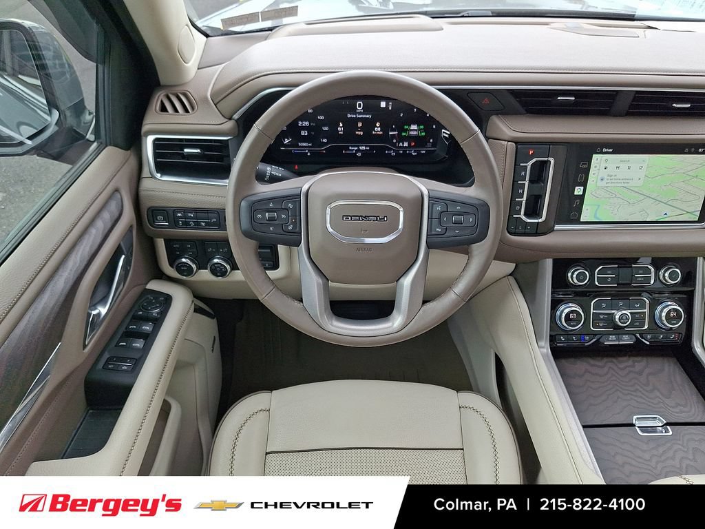 Used 2022 GMC Yukon XL Denali w/ Denali Ultimate Package AWD/4WD image 17