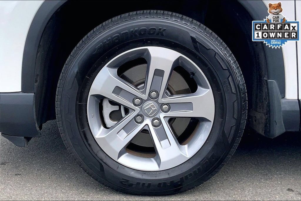 Used 2025 Honda Pilot EX-L image 9