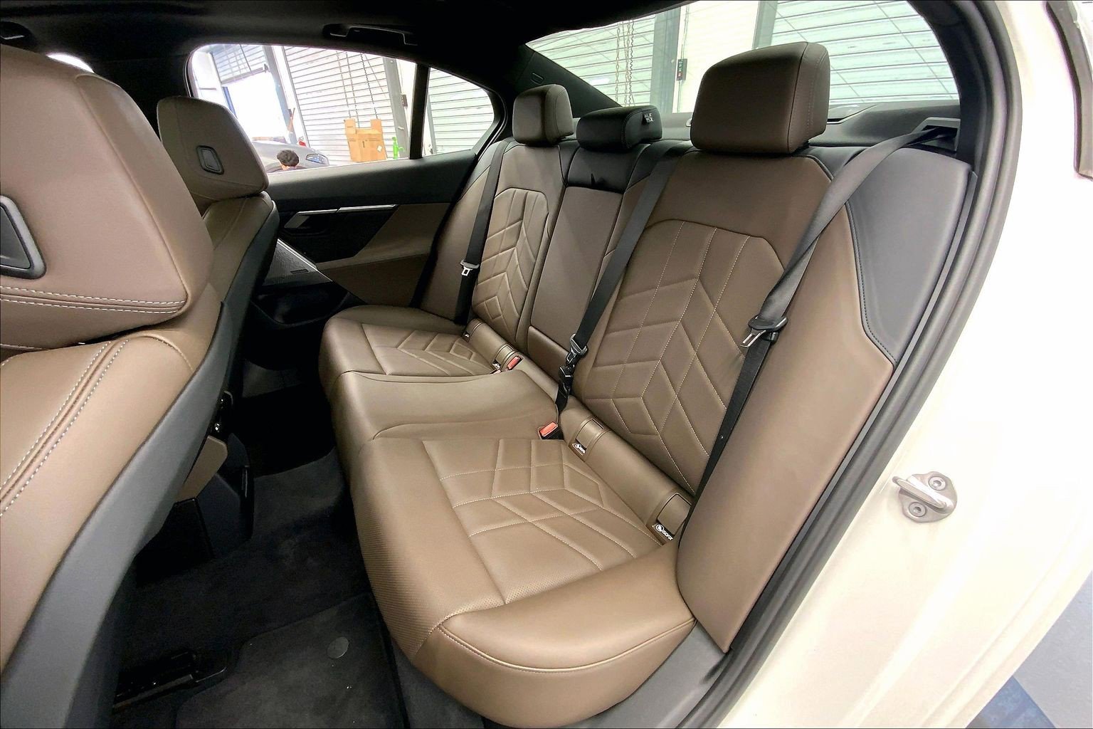 Used 2024 BMW 530i xDrive w/ Convenience Package AWD/4WD image 14