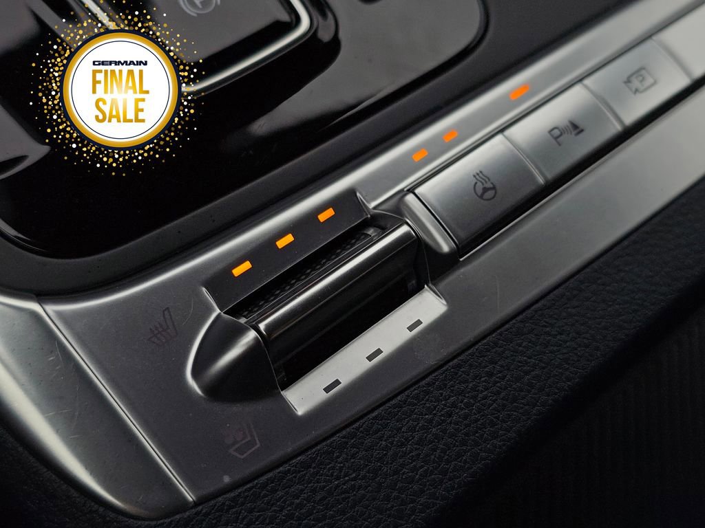 Certified 2025 Kia Carnival SX image 30