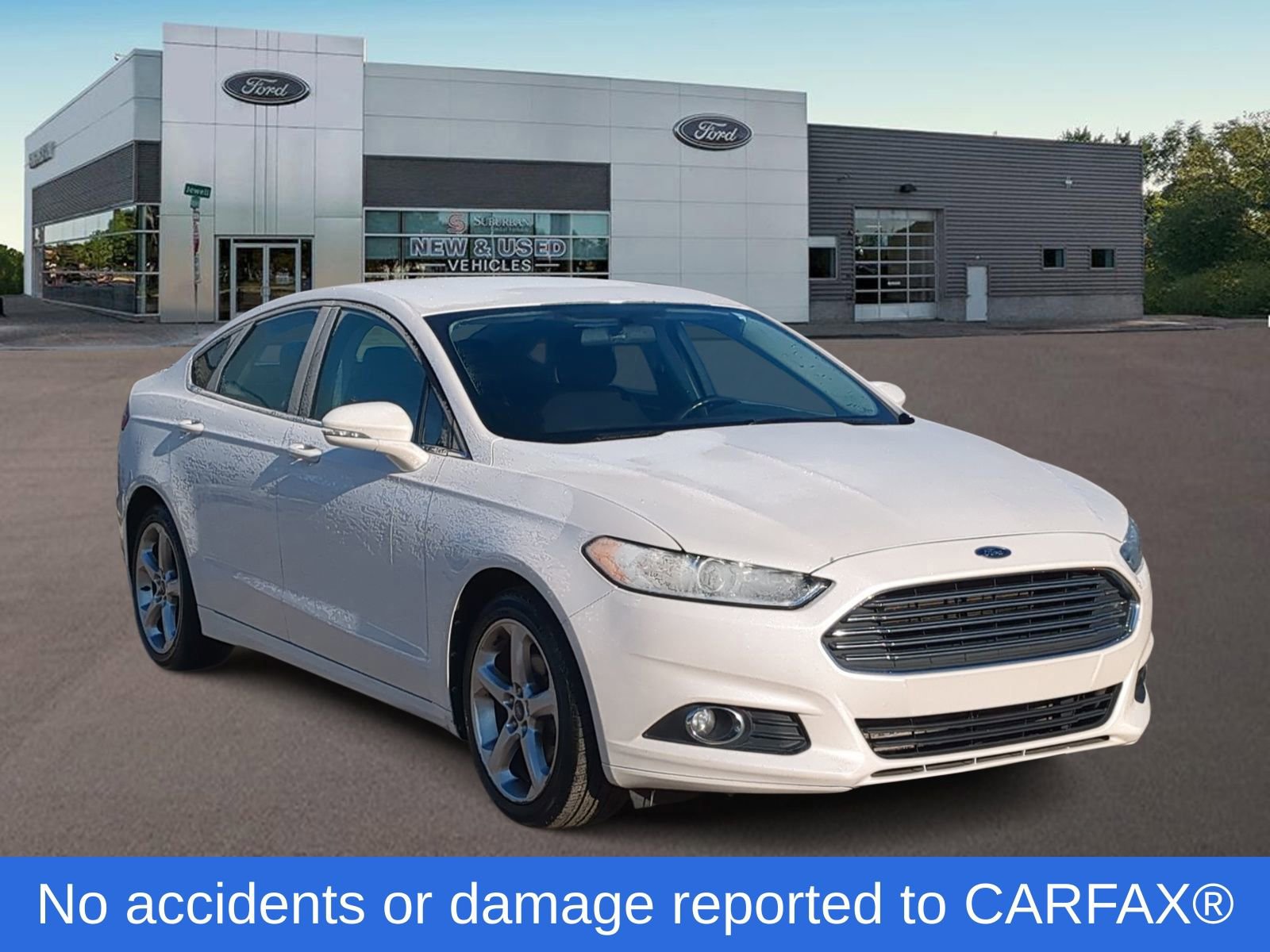 Used 2013 Ford Fusion SE image 2