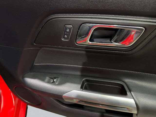 Used 2015 Ford Mustang Convertible w/ Equipment Group 051A image 41